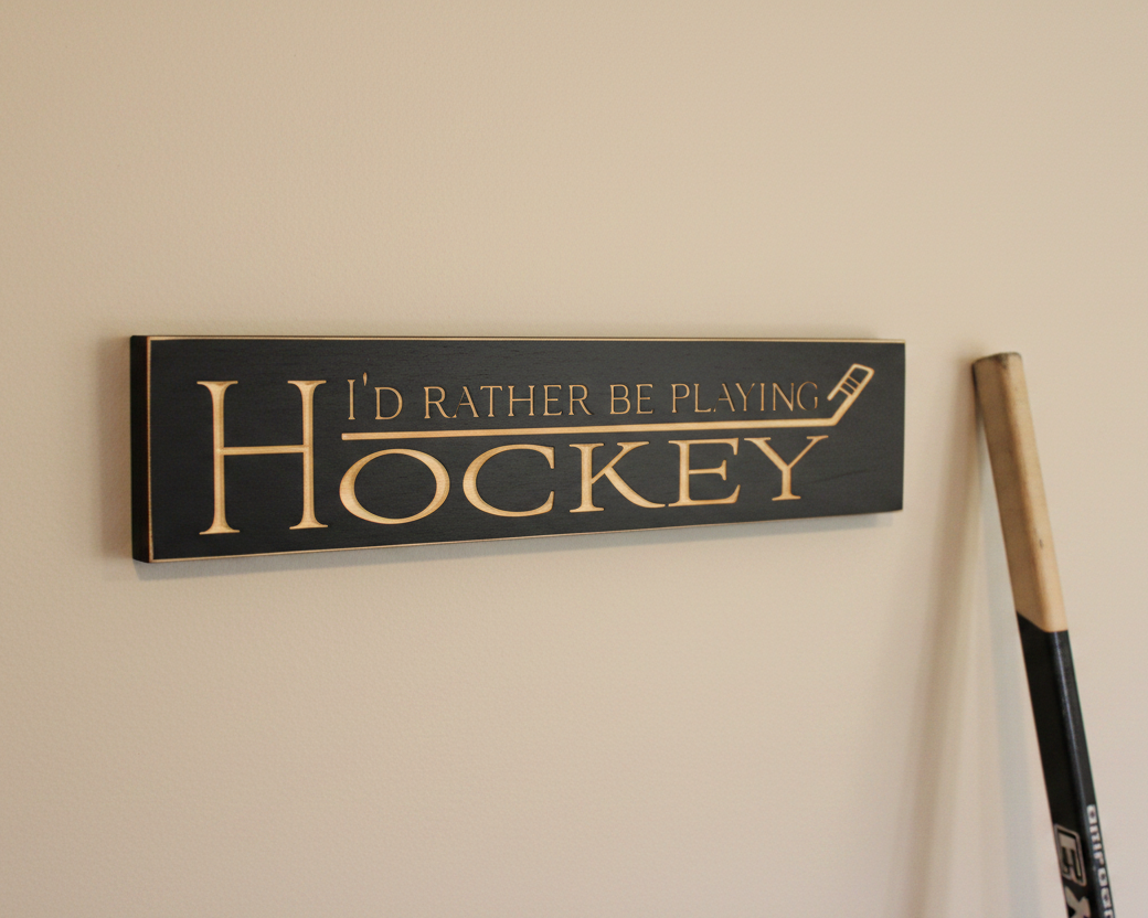 Hockey Photo Display: Distressed Wood Hockey Decor