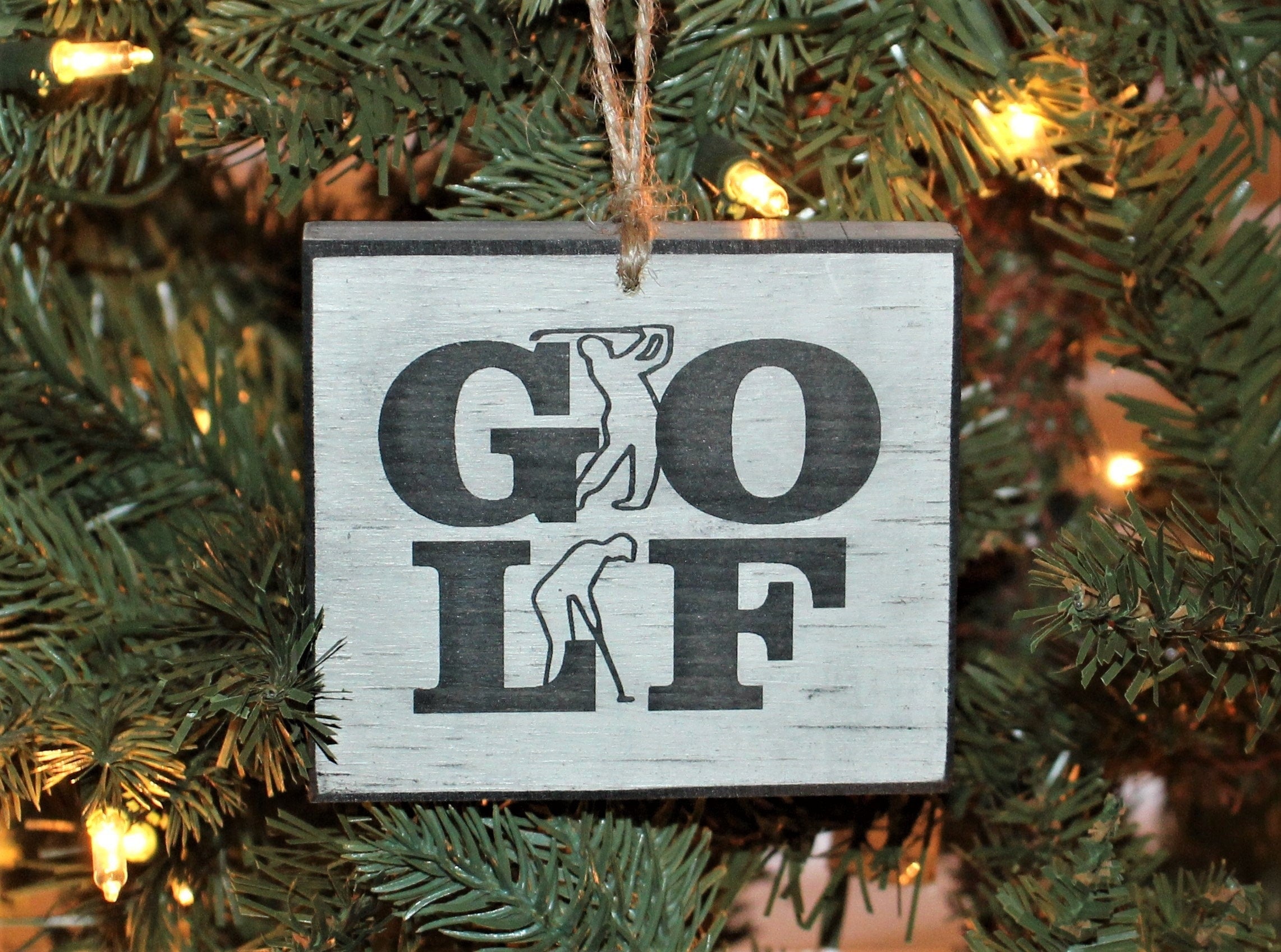 Golf Ornament: Christmas Gift for Golfers