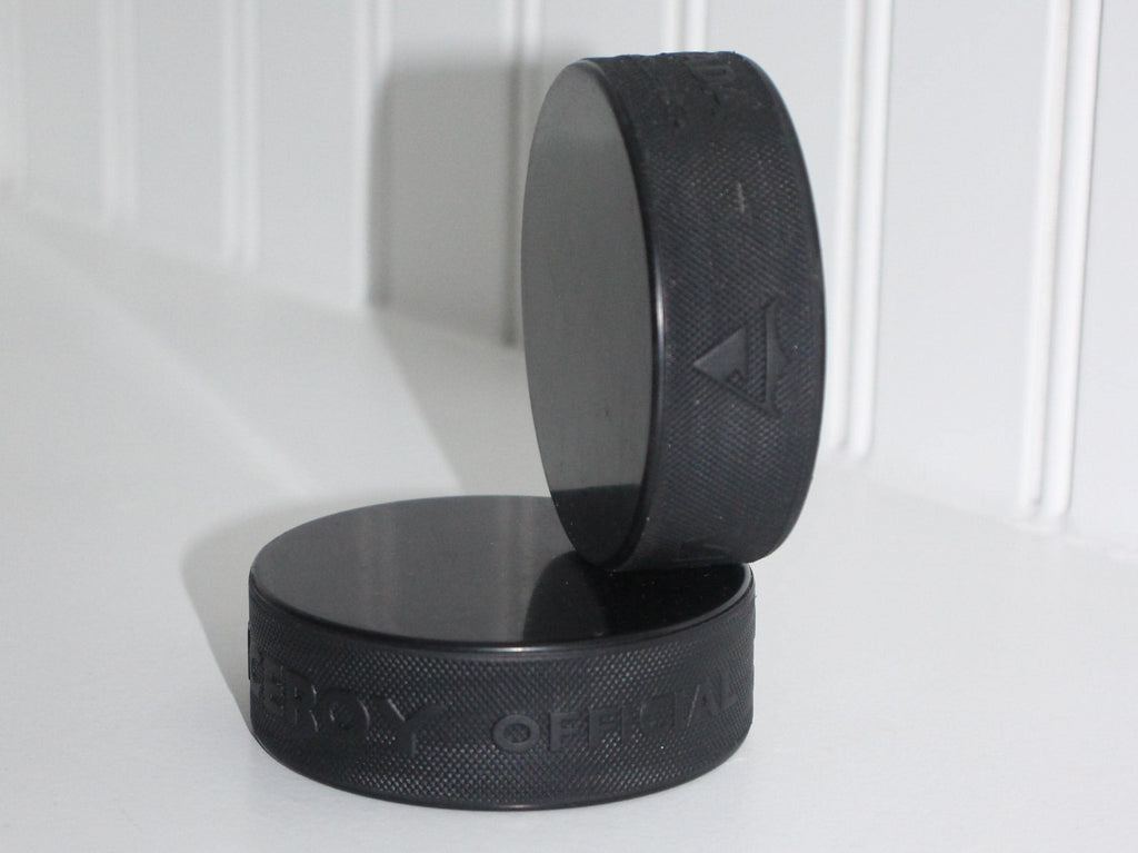 Hockey Puck Phone Stand: Hockey Laces, Team Colors, Gift for Hockey Player, Coach, Mom, Dad, Fan
