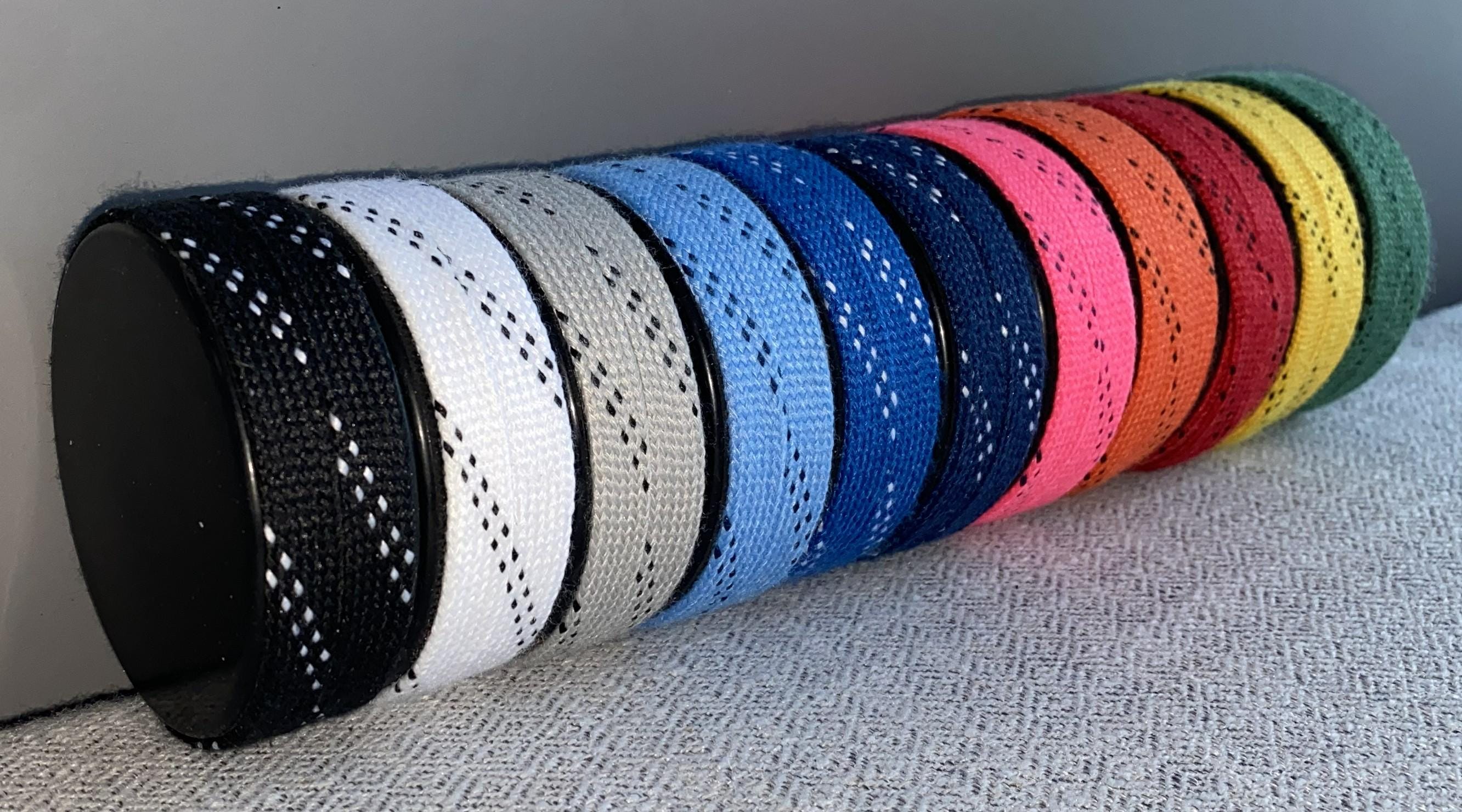 Hockey Puck Phone Stand: Hockey Laces, Team Colors, Gift for Hockey Player, Coach, Mom, Dad, Fan