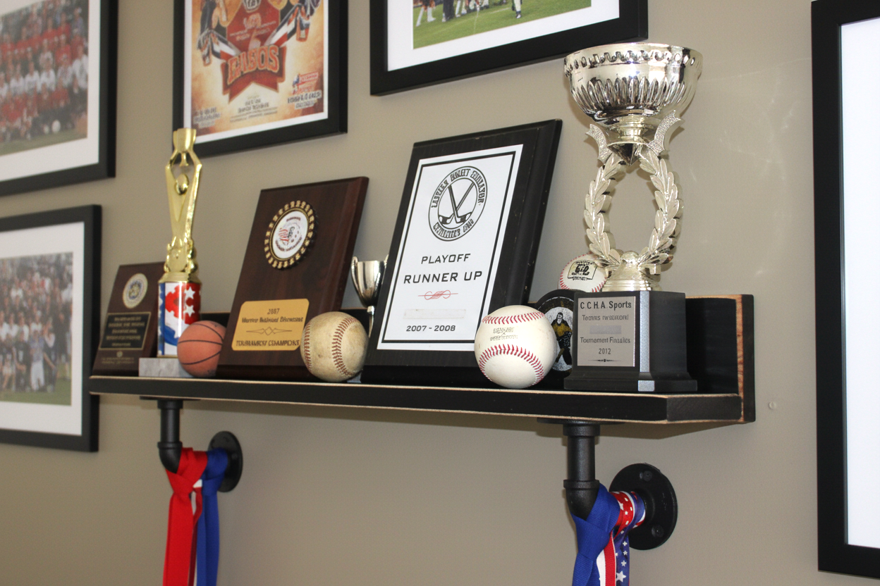 Golf Club Display Shelf, Sports Trophy Shelf, Golfer Wall Decor